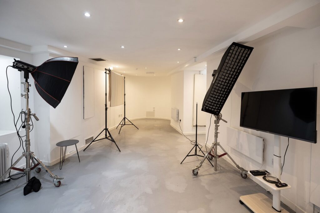 Studio 2